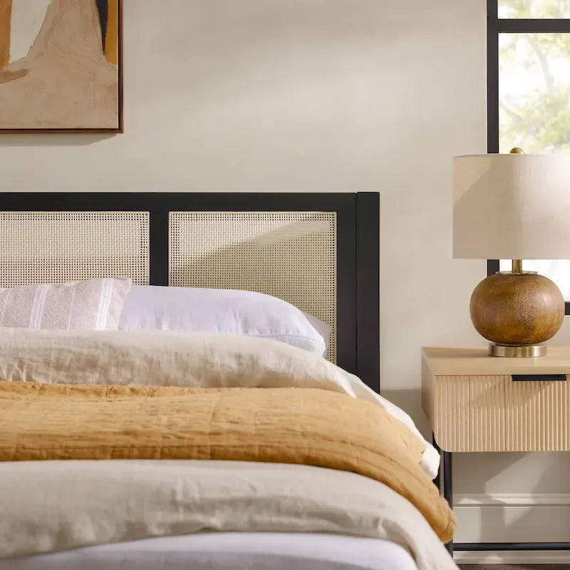 Tête de lit en rotin massif style bohème Middlebrook Designs pour lit king size