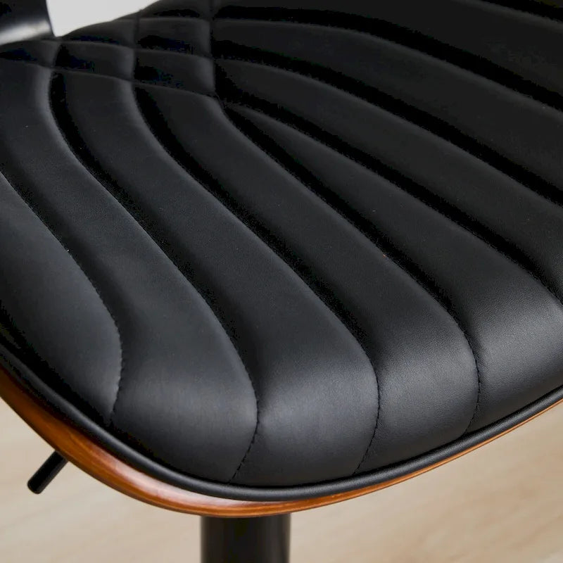 Ensemble moderne de 2 tabourets de bar pivotants avec dossier en cuir, assise rembourrée, base chromée et hauteur réglable, pour îlot de cuisine