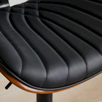 Ensemble moderne de 2 tabourets de bar pivotants avec dossier en cuir, assise rembourrée, base chromée et hauteur réglable, pour îlot de cuisine