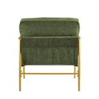 Fauteuil d'appoint moderne avec coussins moelleux, structure métallique minimaliste et accoudoirs en bois.