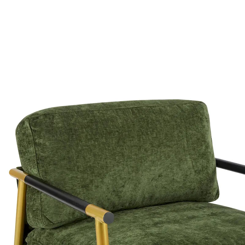 Fauteuil d'appoint moderne avec coussins moelleux, structure métallique minimaliste et accoudoirs en bois.