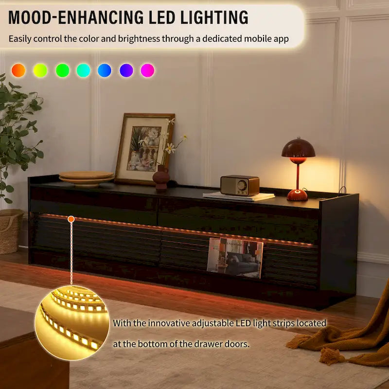 Meuble TV moderne avec tiroirs, ports de chargement intégrés et éclairage LED d'ambiance
