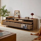 Meuble TV moderne avec tiroirs, ports de chargement intégrés et éclairage LED d'ambiance