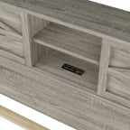 Lit plateforme de style campagnard avec double porte coulissante de style grange et station de recharge