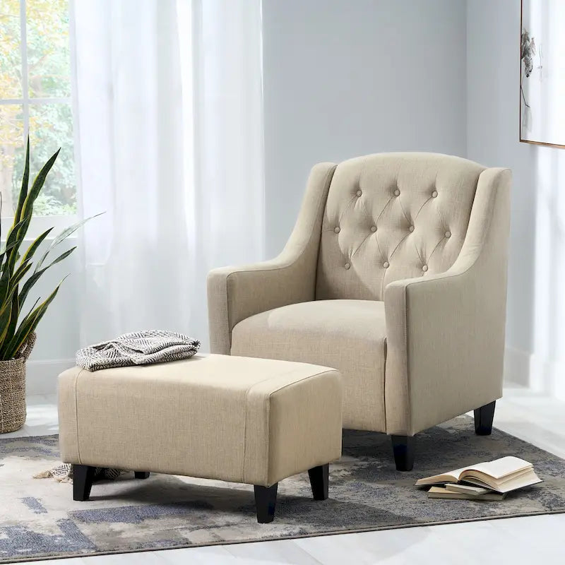 Fauteuil club Elaine en tissu capitonné beige clair avec repose-pieds, par Christopher Knight Home