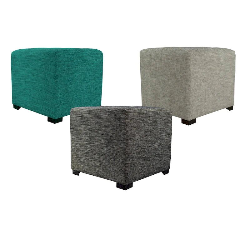 Pouf capitonné Lucky Square de MJL Furniture