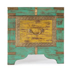 Coffre de rangement Nador avec incrustations en laiton peint à la main et table basse