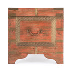 Coffre de rangement Nador avec incrustations en laiton peint à la main et table basse