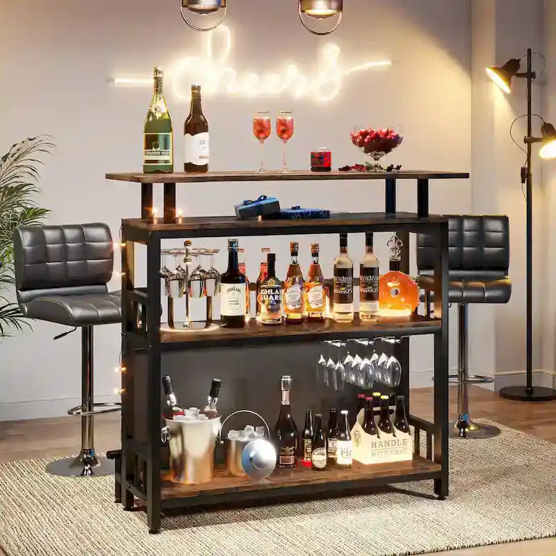 Meuble bar avec comptoir et étagère de rangement rembourrée à l'avant, repose-pieds en métal pour la maison ou le sous-sol.