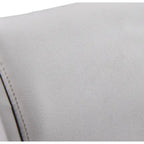 Lit plateforme capitonné en similicuir avec éclairage LED