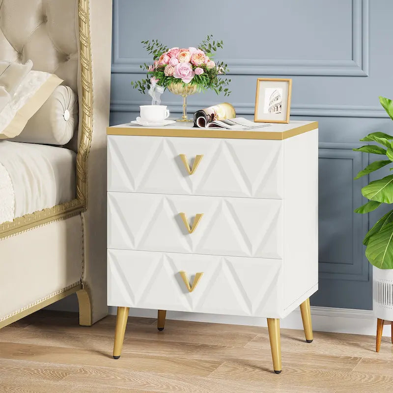 Lot de 2 tables de chevet modernes à 3 tiroirs, blanc et or, avec rangement.
