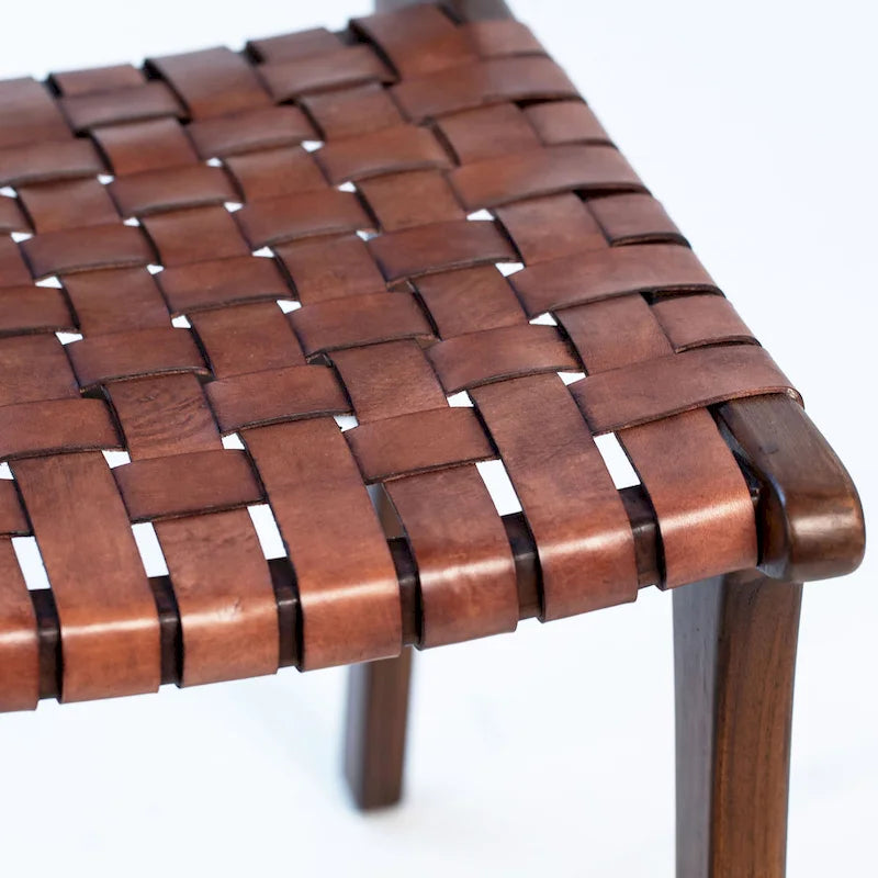 Chaise de salle à manger Maverick en cuir pleine fleur tissé avec structure en teck