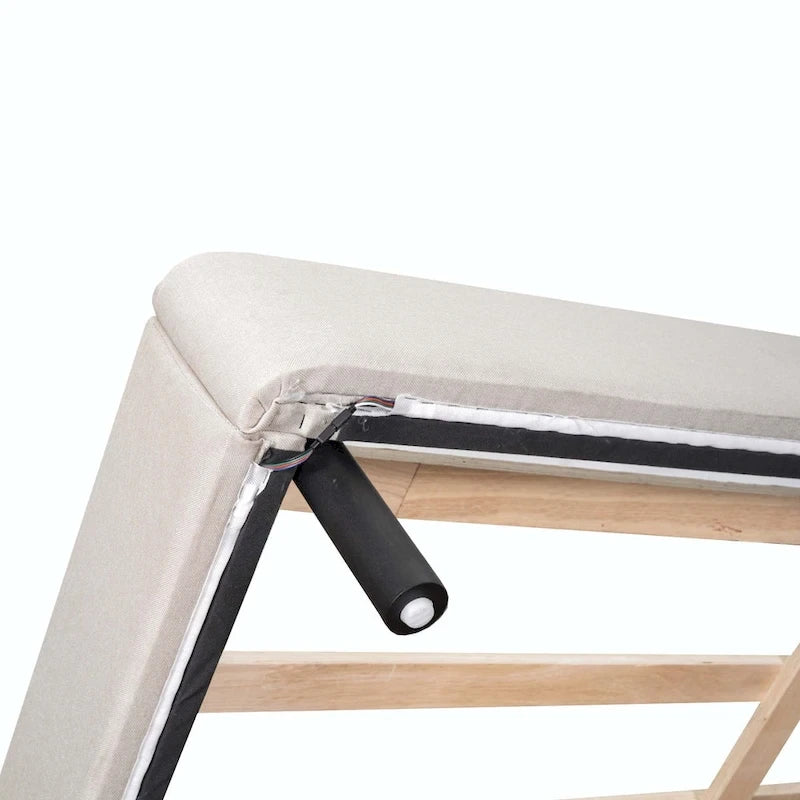 Lit plateforme rembourré avec lumières LED et tête de lit en forme de U