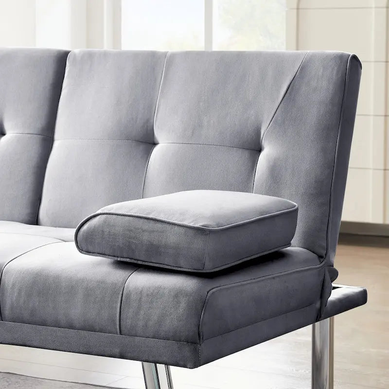 Canapé 3 places avec pieds en bois d'hévéa et finition cloutée