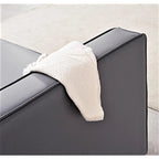 Canapé de salon moderne en velours avec accoudoirs droits