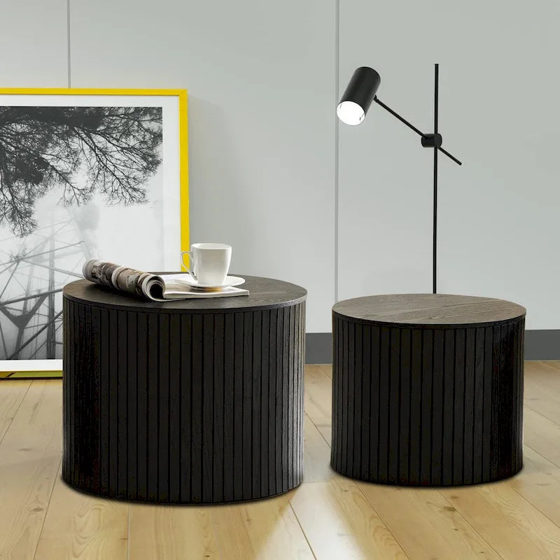 Ensemble de deux tables basses gigognes modernes et élégantes en forme de tonneau avec plateau amovible