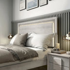 Lit Jonnick contemporain de Furniture of America, panneaux blancs délavés avec éclairage LED